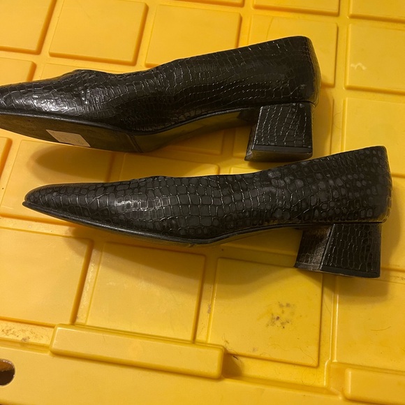 Etienne Aigner Black Croc-Pattern Loafers - Picture 2 of 5